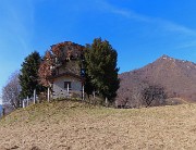 03 Roccolo di Valpiana con Monte Castello